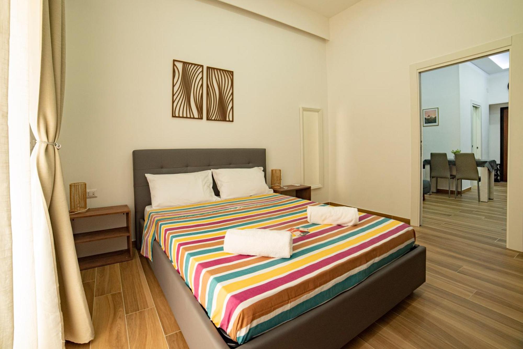 נאפולי Portanova14 - Historic Center Apartment מראה חיצוני תמונה
